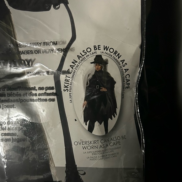 Gothic Witch Costume. Plus Size 1X worn once. Need a hat. - Picture 14 of 14